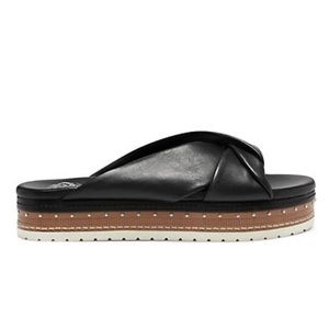 New Vince Camuto Rareden Slide Sandal